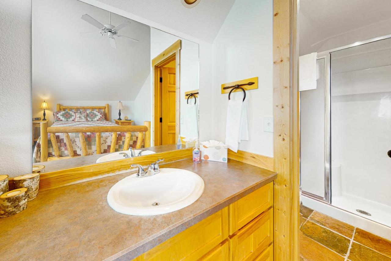 Cinnamon Teal Chalet Redmond Exterior foto